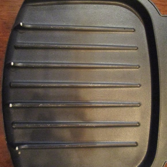 George Foreman 2 serving grill - used condition - Picture 8 of 15